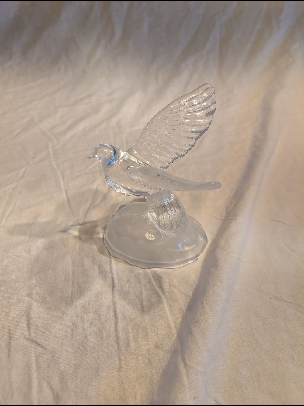 2/40$ Vintage Clear Glass Dove Figurine - Transparent
